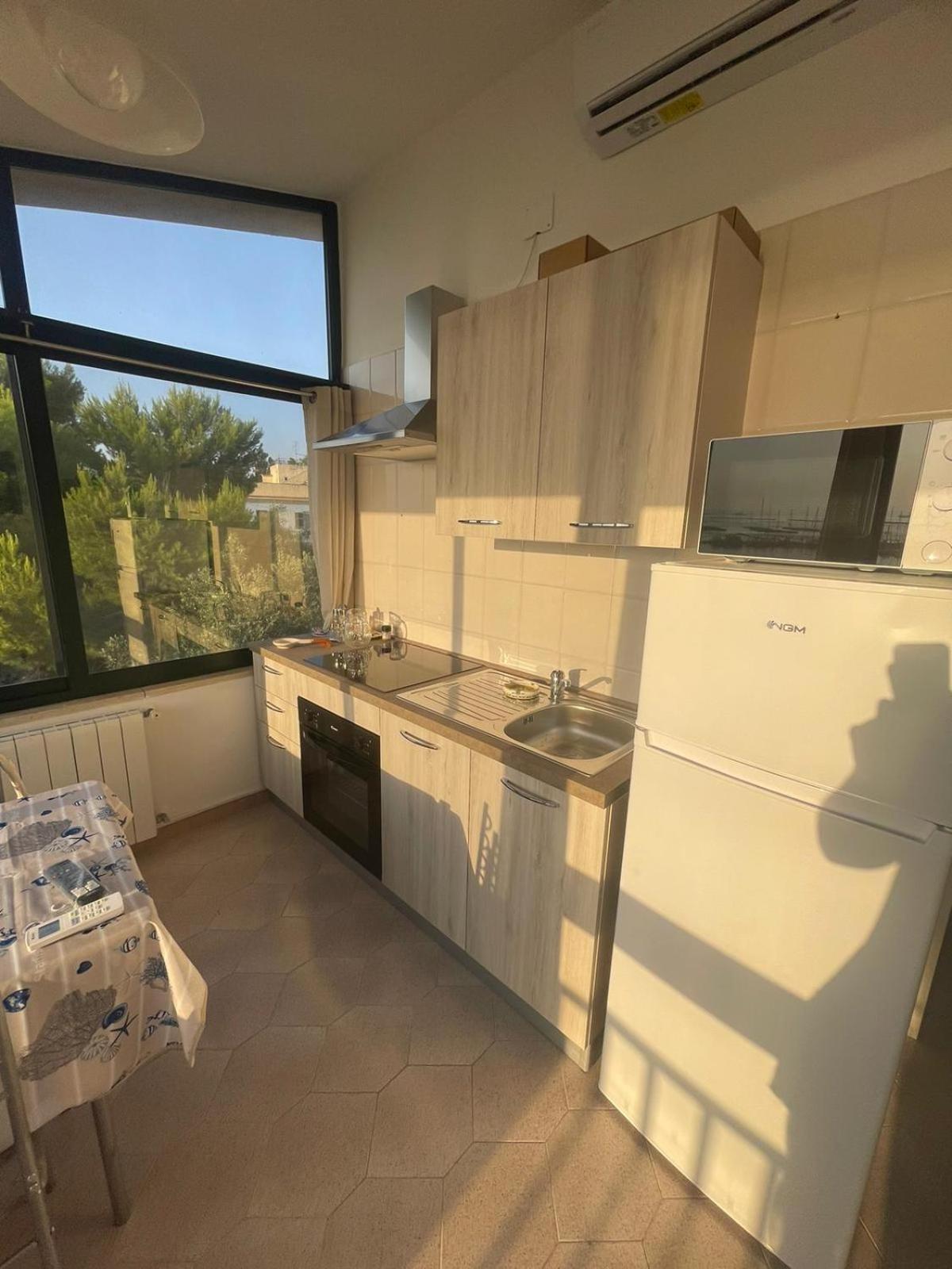 Besanvito - Sea Apartments Taranto Exterior photo